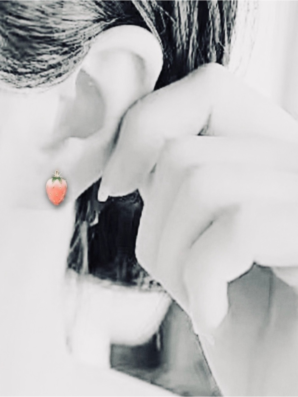 “Pink Strawberry” Juicy Yummy Fruit Fruity Bumpy Seeds Kawaii Dainty Gold Studs - Picture 6 of 7
